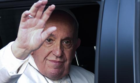 Папата се моли за френските католици - 1