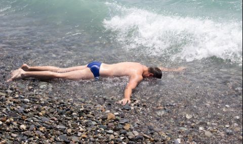 Полски турист се удави в морето край Поморие - 1