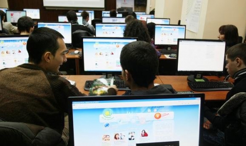 Работи електронният портал за студентските стажове в държавната администрация - 1
