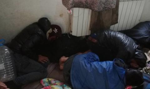 Откриха още две групи бежанци, скрити в София - 1