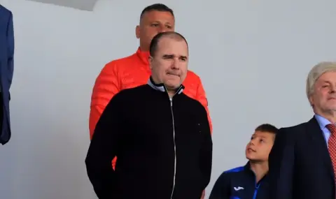 Силният човек в ЦСКА 1948 се пошегува с Гребенчарски, но реферът няма вина - 1