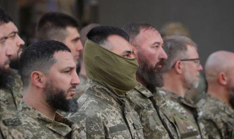 Видео с обезглавяване на украински войник шокира света - 1