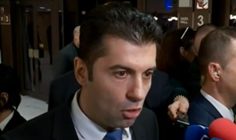 Премиерът за казуса с БНБ: Когато няма разбирателство, по-добре да се направи стъпка назад - 1