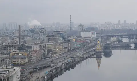 Киев: Руският обстрел и студът ни оставиха без електроенергия, искаме спешна помощ от Европа - 1