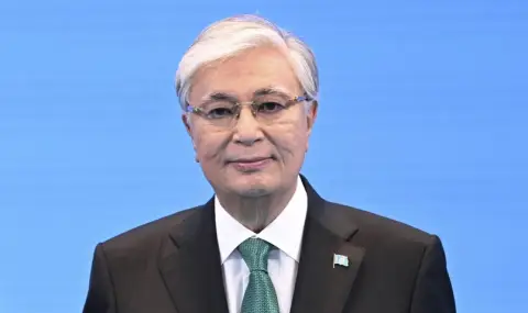 Токаев поздрави Алиев за декларацията за уреждане на конфликта с Армения - 1