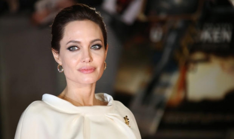 Анджелина Джоли отстрани яйчниците си изплашена от рак - 1