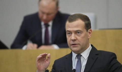 Медведев: Ускореното приемане на Украйна в НАТО е молба за ускоряване на Третата световна война - 1