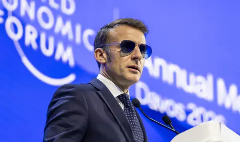 Macron: Fragmenting the world makes no sense  - 1