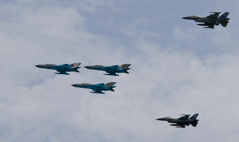 Украйна е получила "сериозна оферта" за изтребители F-16 - 1