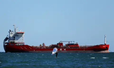 Oil prices fell after the agreement reached between Lebanon and Israel  - 1