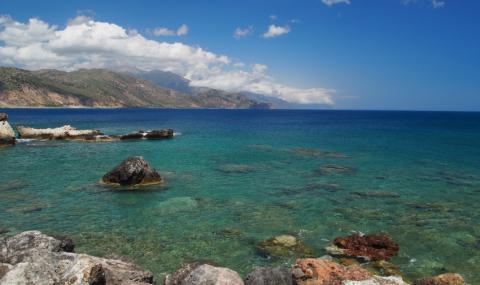 Откриха мъртва българка на критски плаж - 1