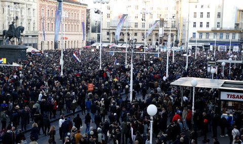 Хиляди на протест в Хърватия - 1