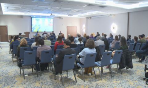 Журналисти от АЕЖ обсъдиха отразяването на войната на конференция в София - 1