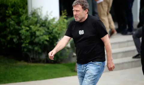 Хебър се разделя с Велислав Вуцов - 1