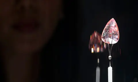 Митата на Тръмп обезценяват диамантите - 1