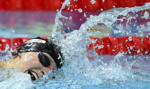 Деветкратната олимпийска шампионка счупи собствения си дългогодишен рекорд на 800 м свободен стил - 1
