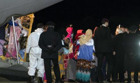 ООН за първи път евакуира бежанци от Либия в Италия - 1