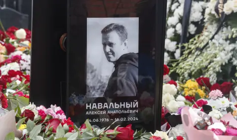 6-ма журналисти, които са отразявали процесите срещу Навални, са задържани от руските власти - 1