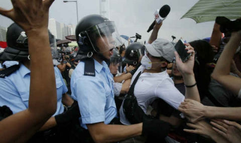 Сблъсъците в Хонконг продължават - 1
