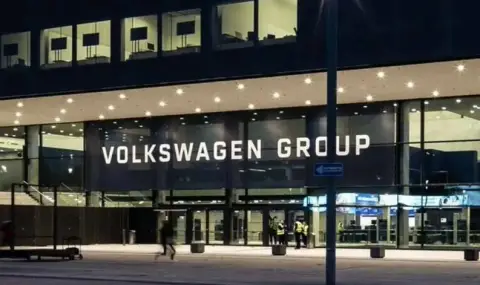 Заради намаляващото търсене на електромобили, VW съкращава голяма част от персонала си - 1