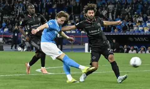 Наполи с впечатляваща победа над Кремонезе в Серия А - 1