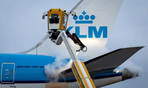 Правилата на ЕС за климата удрят лошо европейската авиация - 1