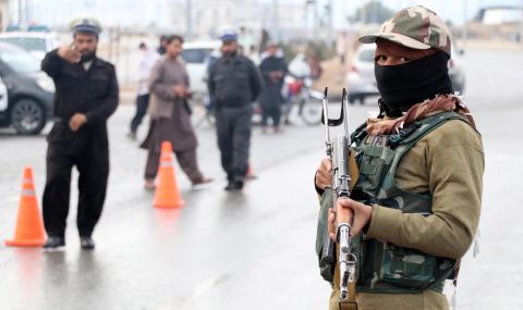 Най-малко един убит при експлозия на церемония по награждаване на журналисти в Афганистан - 1