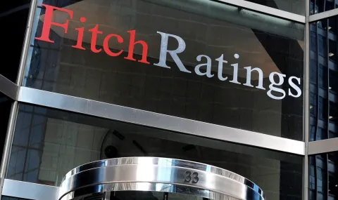 Fitch Raises Outlook on Bulgaria's Rating - 1