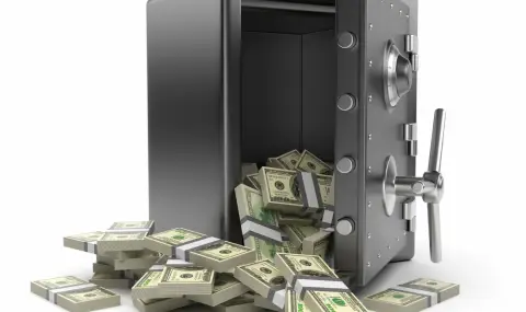 С помощта на магнити "ловци" откриха сейф със 100 000 долара в канал в Ню Йорк - 1