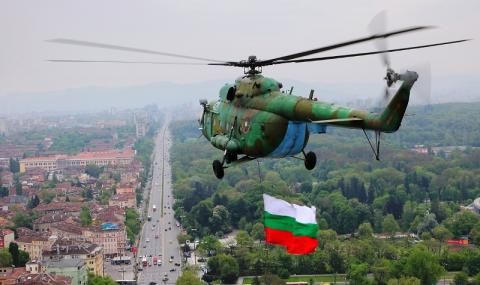 Военни вертолети и самолети ще прелитат над София в следващите дни - 1