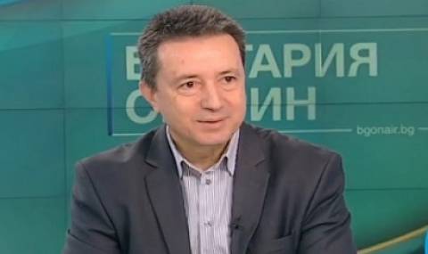 Янаки Стоилов: Нинова е зависима от тези, които я направиха лидер - 1