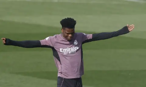 Реал Мадрид подготвя нов договор за Орелиен Чуамени - 1