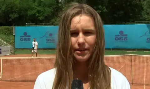 Гергана Топалова на  четвъртфинал в Севиля - 1