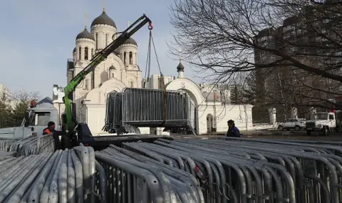 Напрежение в Москва! Църквата, в която ще бъде погребан Навални, е пропита от подкрепа за войната в Украйна - 1