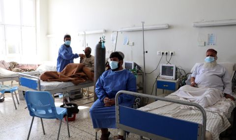 Афганистан: Болници в колапс, милиони ги очаква гладна смърт - 1