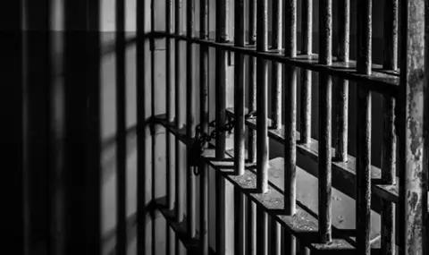 Доживотен затвор за бащата, заклал 2-годишното си дете в Севлиево - 1