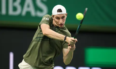 Юго Умбер срази Тейлър Фриц и се класира за четвъртфиналите в Базел - 1