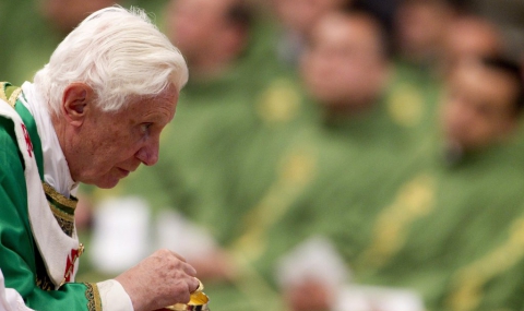 Папата призова за &quot;дълбоко обновление на църквата&quot; - 1