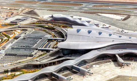 We fly cheaply to Abu Dhabi three times a week  - 1