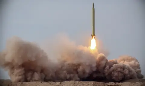 Иран твърди, че е унищожил американски военни съоръжения в Бахрейн и Оман