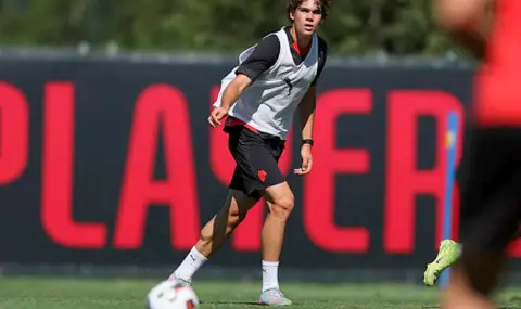 17-годишен българин игра цял мач за Милан - 1