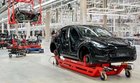 Tesla намали производството си в Германия - 1