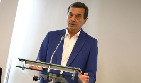 Синдикатите настояват: Минимална заплата 850 от юни, от 2024-1000 лв.  Въвеждане на необлагаем минимум, равен на МРЗ - 1