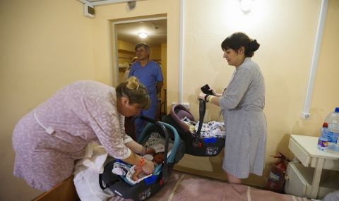 На фронтовата линия в Украйна се води борба за спасяване на недоносени бебета  - 1