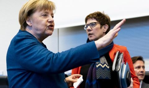 В Берлин: Меркел трябва да довърши мандата си - 1