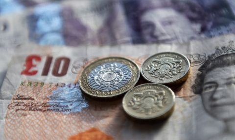 Паундът пада: Отказва ли се Лондон от данъчните облекчения? - 1