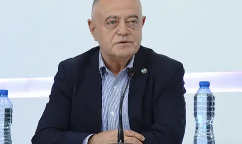 Атанас Атанасов: Румен Радев е полупрезидент, държи се като лидер на политическа сила, която е загубила властта - 1