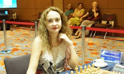 Антоанета Стефанова с много важна победа на Европейското по шахмат - 1