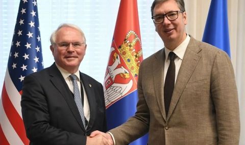 Президентът на Сърбия преговаря с американския посланик в Белград - 1