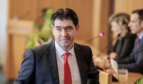 Иван Таков: Нефелният доклад на кмета за фигурите от Паметника на Съветската армия е отчаян политически PR ход - 1